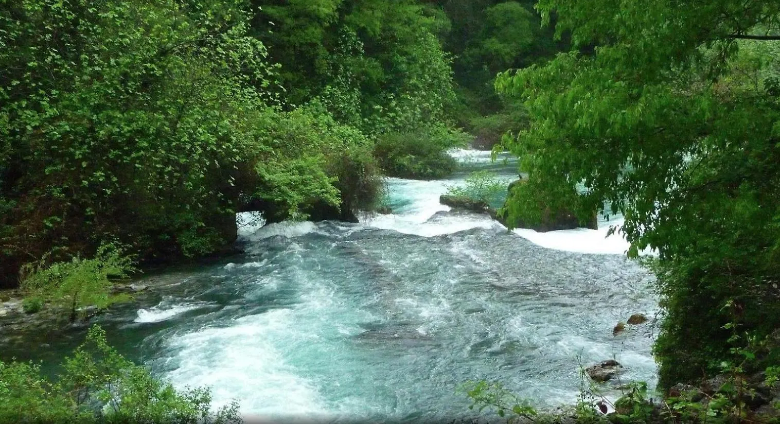 Lagnes La Fontaine Aux Fees 빌라
